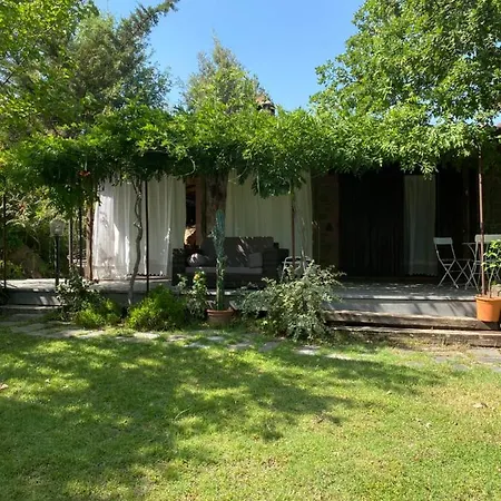 Casa Intera Giardino E Piscina Дом отдыха