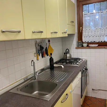 Casa Intera Giardino E Piscina Дом отдыха